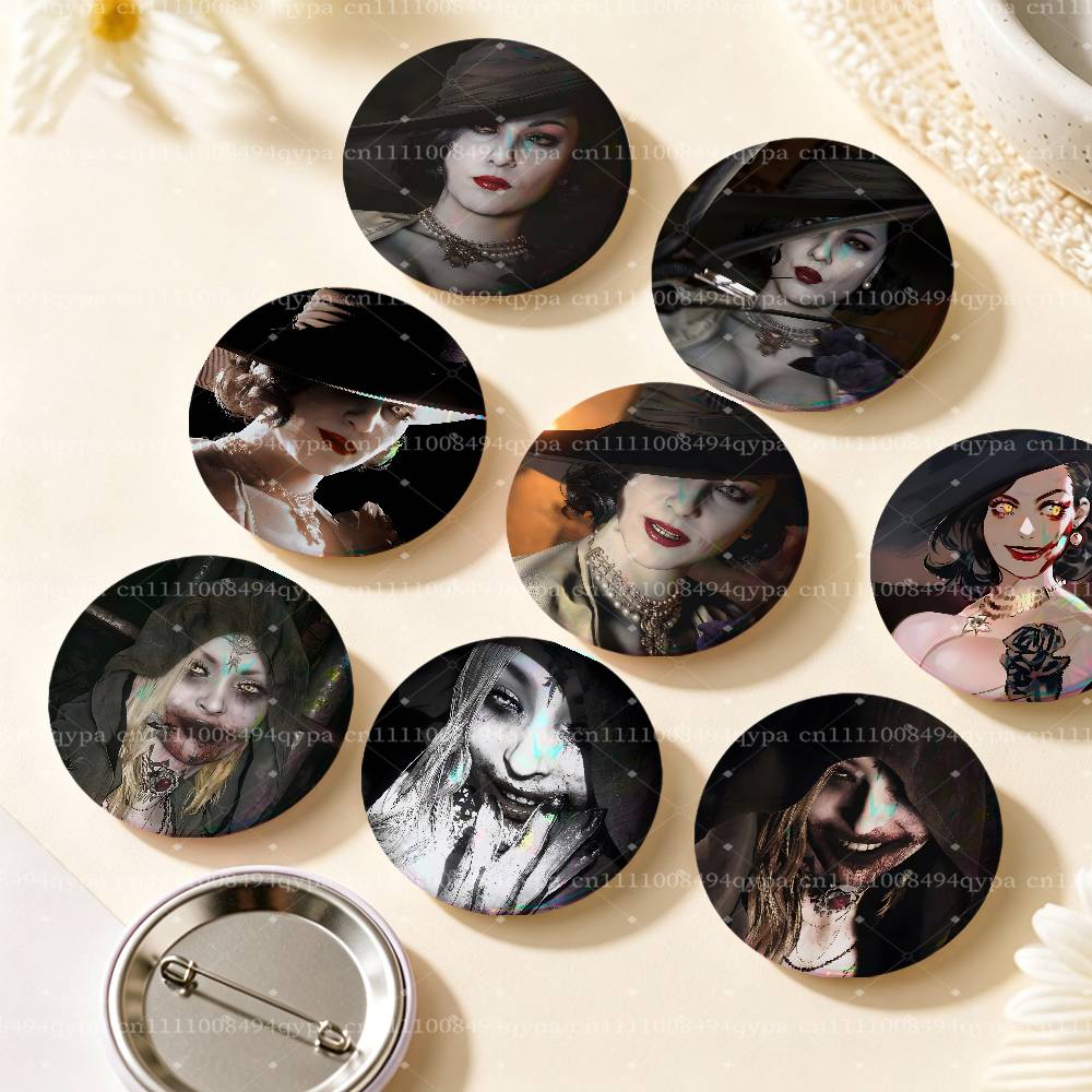 Art Craft Village - Badge laser L-Lady Dimitrescu Resident Evil