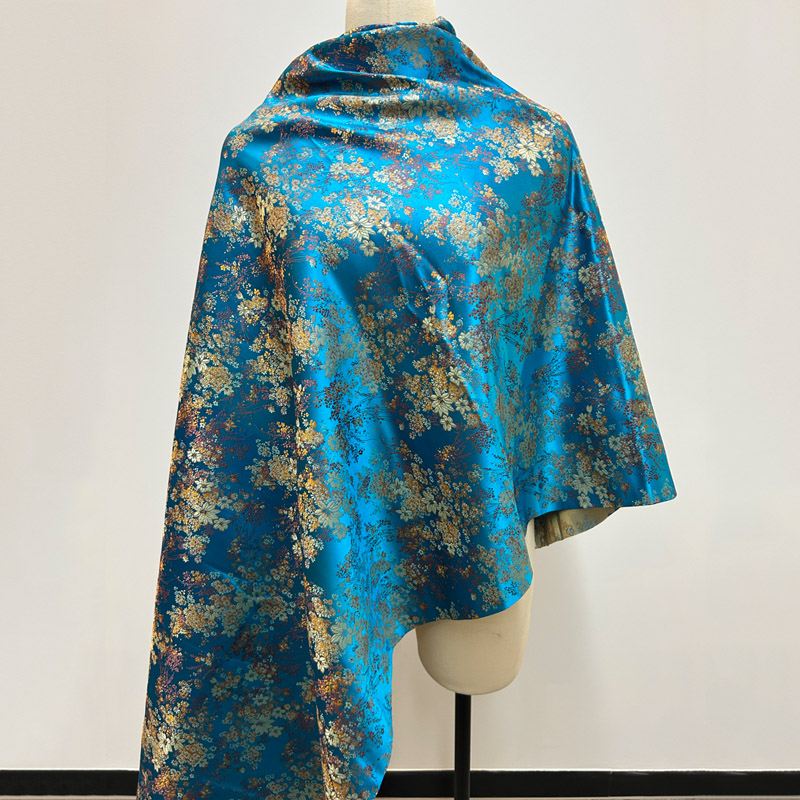 Tissu brocart soyeux floral br - Art Craft Upholstery avis et prix